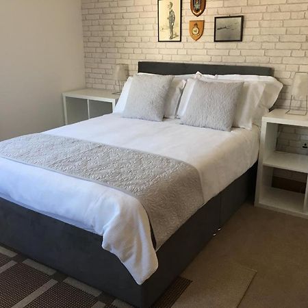 B&B At No 4 Biggar Eksteriør billede